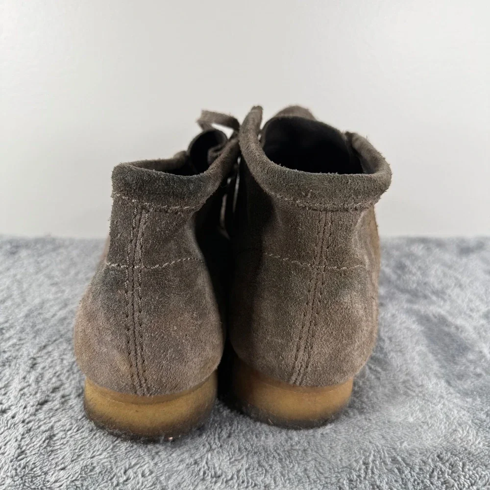Clarks wallabee boot